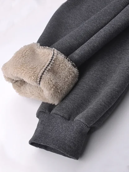 Zip Pocket Thick Leggings - Image 2